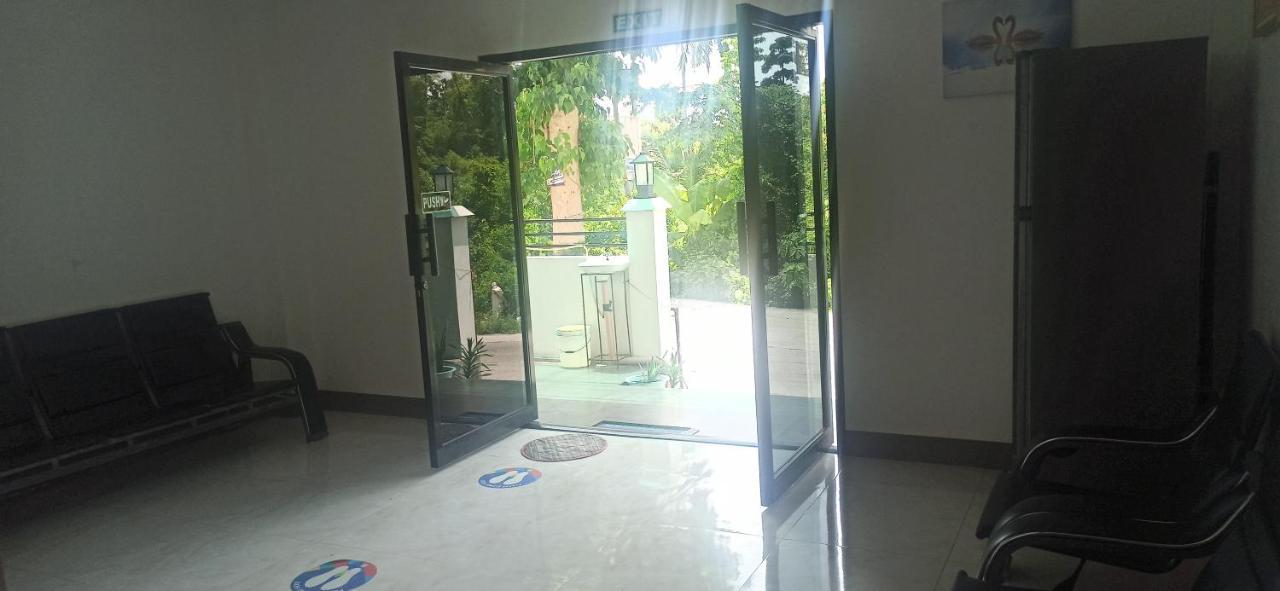 Junie Pension House Moalboal Dış mekan fotoğraf